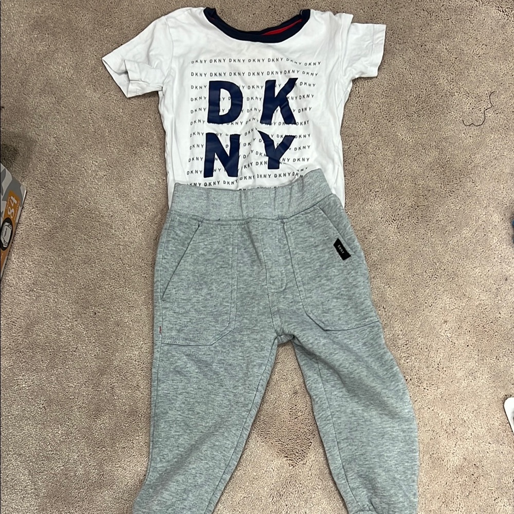 DKNY Gray Matching Set Sweatpants & Joggers